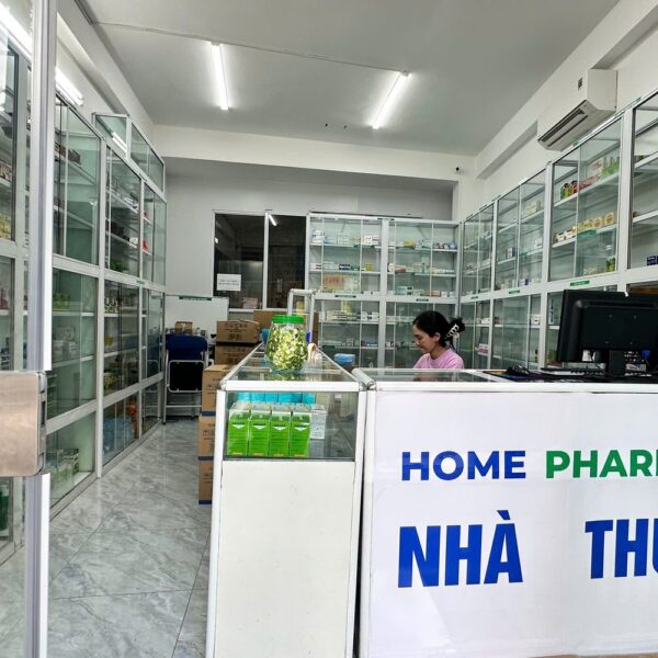 Home Pharma Trần Điền · Hà Nội – bên trong nhà thuốc